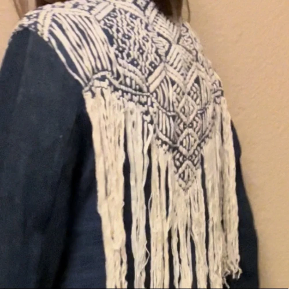 RARE Levi French Fringe Jacket - Picture 4 of 11
